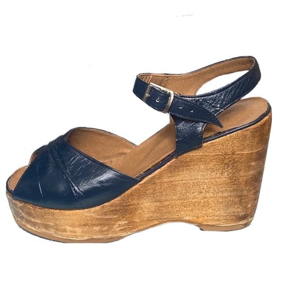 Vintage Shoes - 70s Wedge Sandal Wilmar Disco Sexy True Vintage Platform Block Heel Size 6